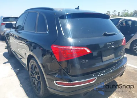 2011 Audi Q5 2.0T Premium z USA, uszkodzony, nr VIN WA1CFAFP3BA052350